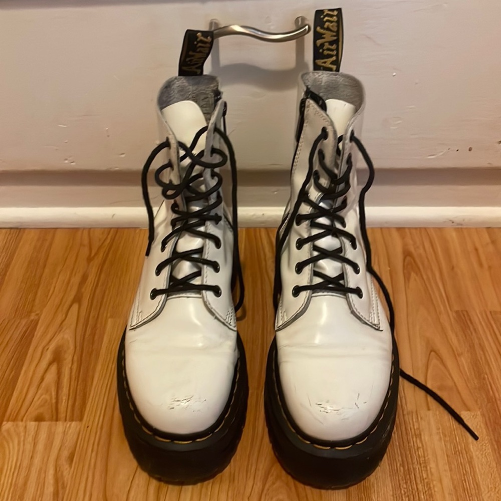 Doc Martens Jadon Boots in White. Women’s 8